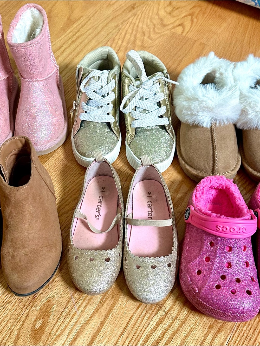 Girls size 9 shoe bundle. Boots, fleece lined crocs, sneakers, ballet flats